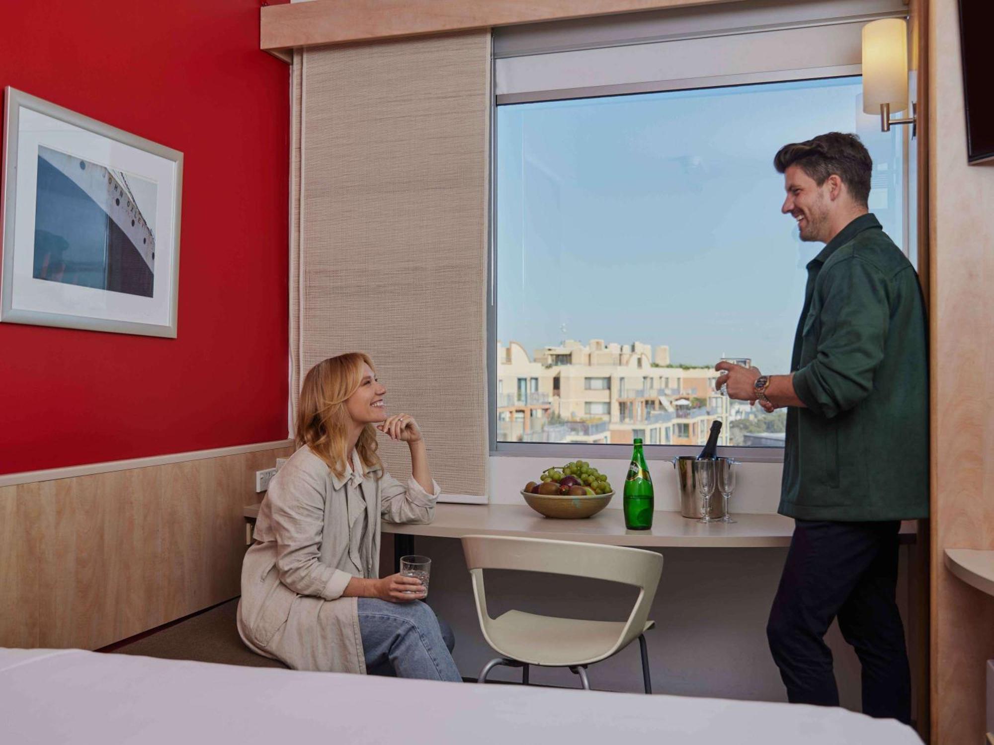 Hotel ibis Sydney Darling Harbour Exterior foto