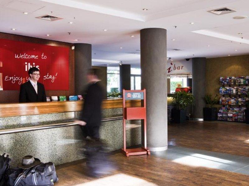 Hotel ibis Sydney Darling Harbour Exterior foto